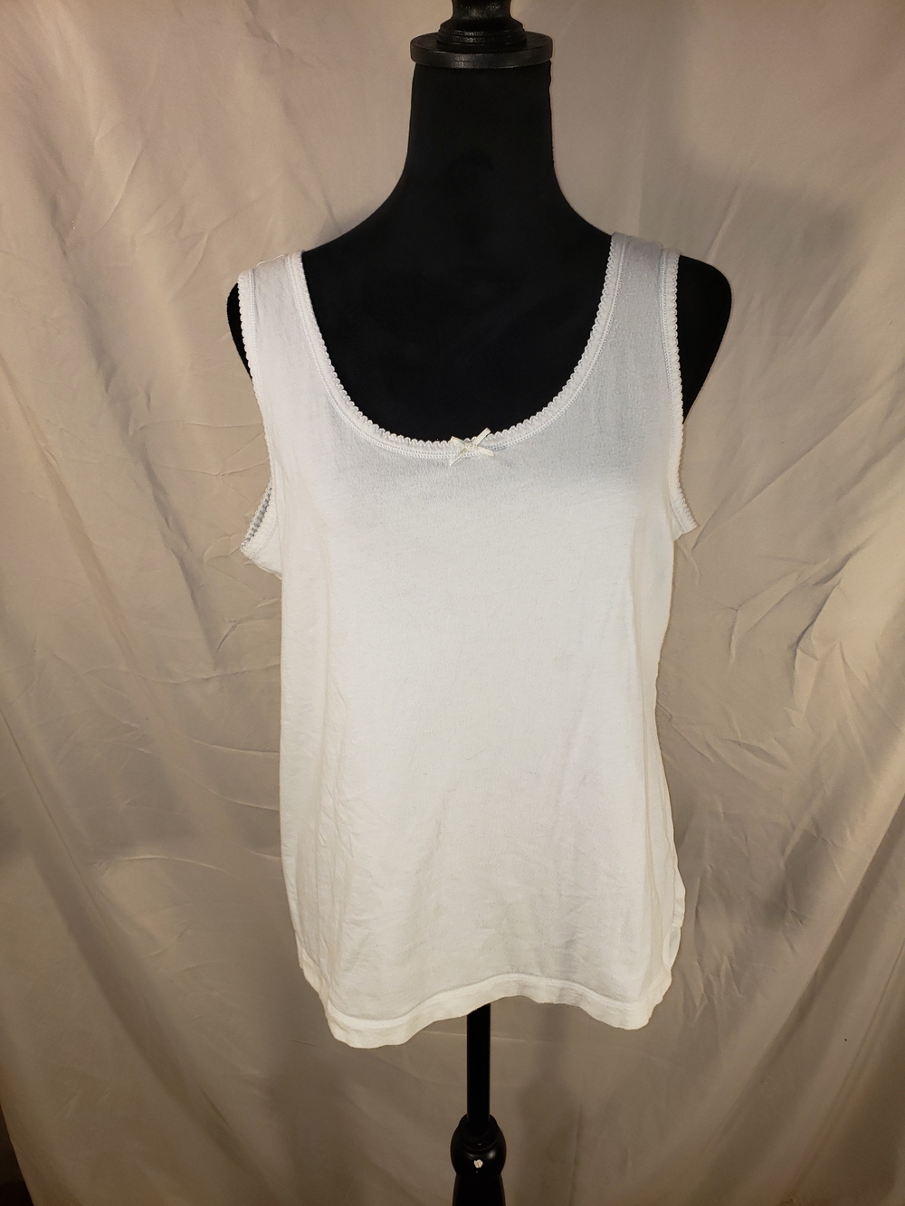 Carole Hochman White Scoop Neck Sleep Tank
